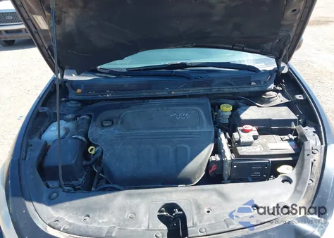 2013 Dodge Dart Limited z USA, uszkodzony, nr VIN 1C3CDFCA4DD293798